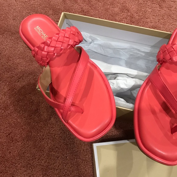 Micheal Kors brand new Thong slide faux leather - Picture 10 of 12